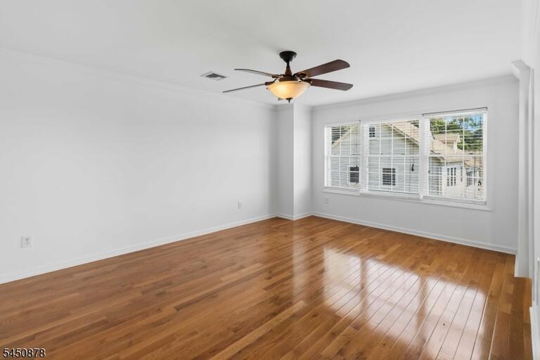 Property listing MLS 4044317 photo 11