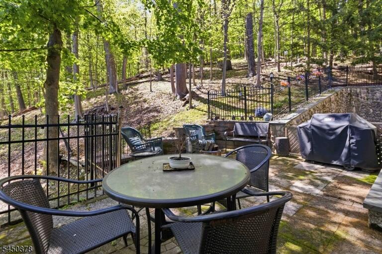 Property listing MLS 4044317 photo 17