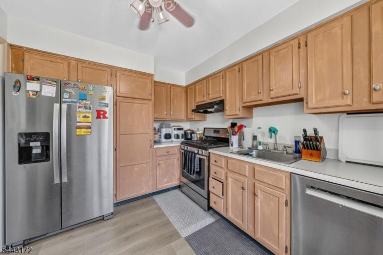 Property listing MLS 4044345 photo 14