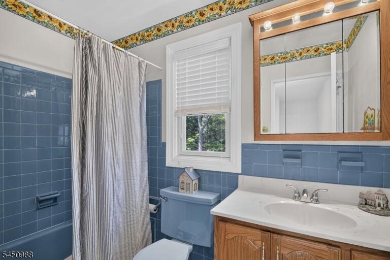 Property listing MLS 4044401 photo 25