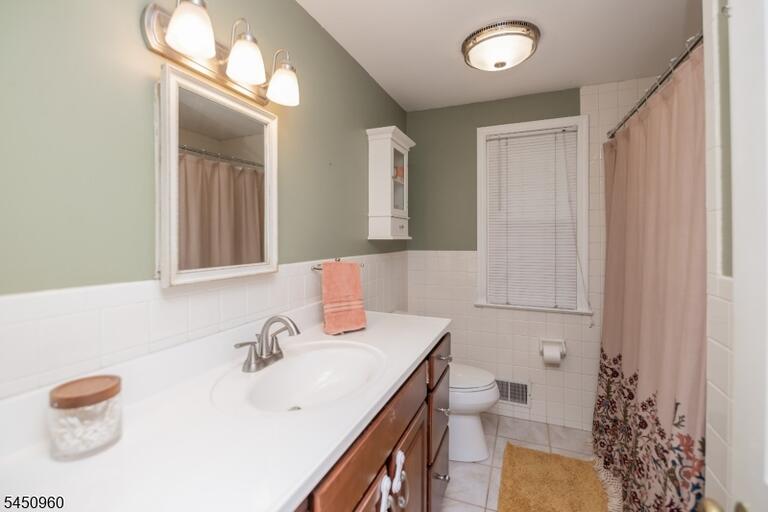 Property listing MLS 4044413 photo 22