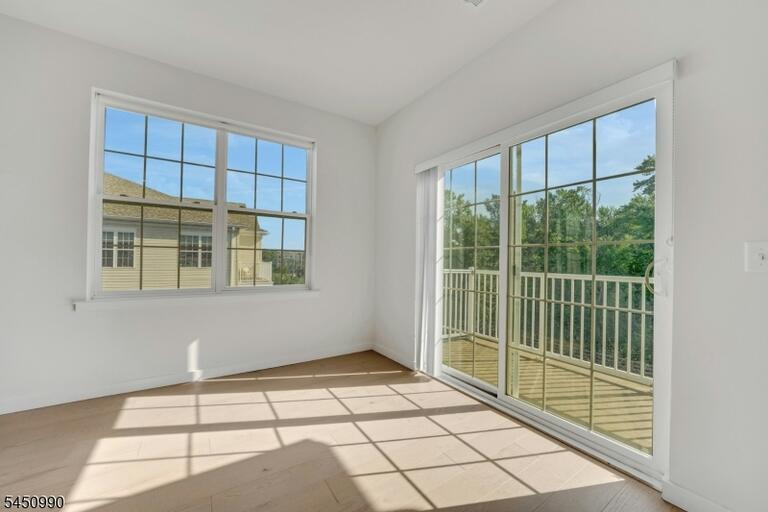 Property listing MLS 4044420 photo 10