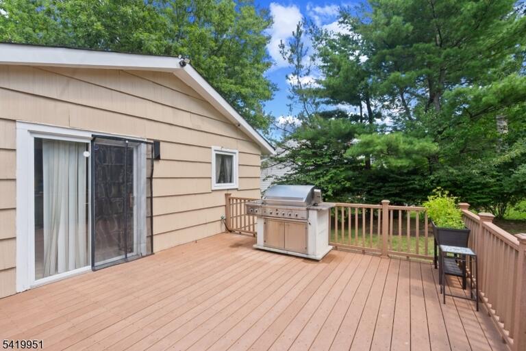 Property listing MLS 4044448 photo 38