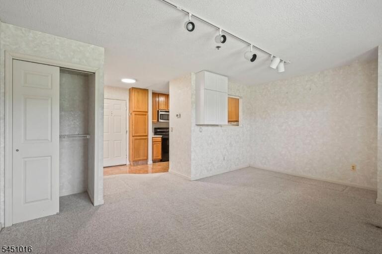Property listing MLS 4044458 photo 7