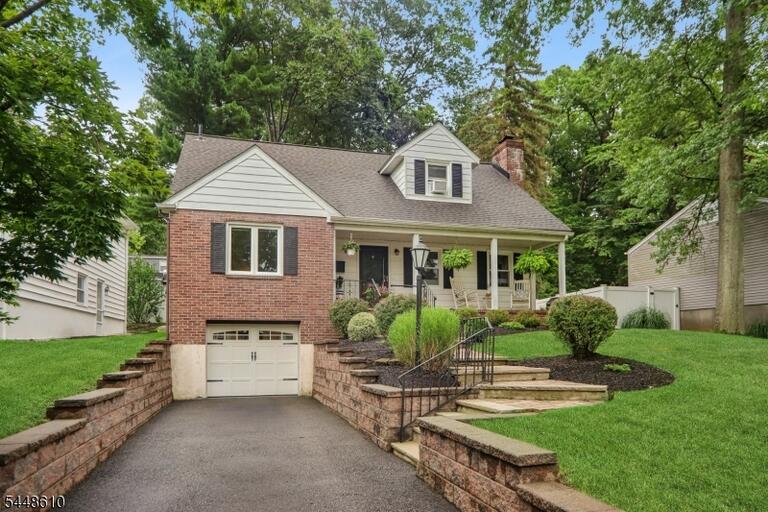 Property listing MLS 4044475 photo 3