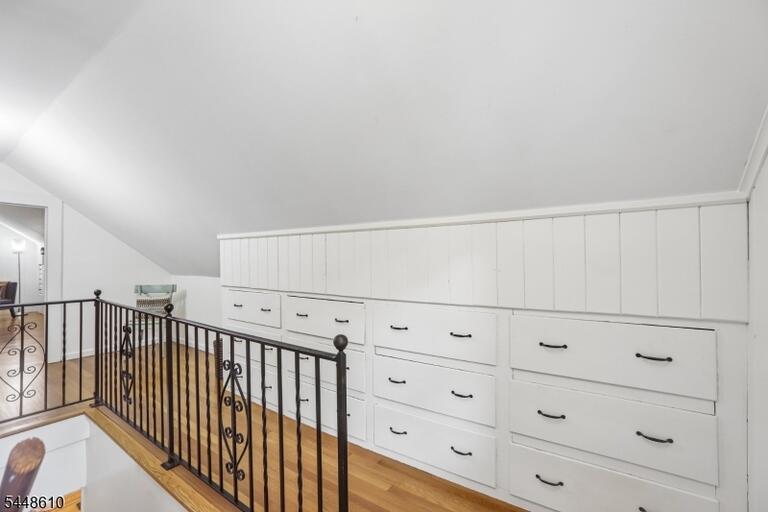 Property listing MLS 4044475 photo 31