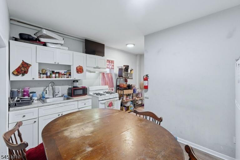 Property listing MLS 4044512 photo 14