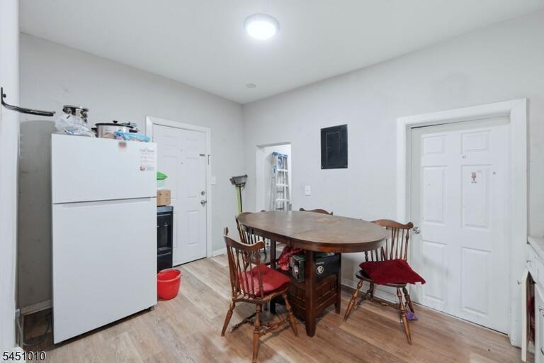 Property listing MLS 4044512 photo 15