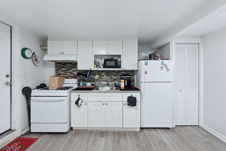 Property listing MLS 4044512 photo 20