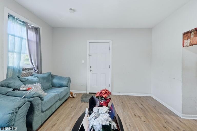 Property listing MLS 4044512 photo 9