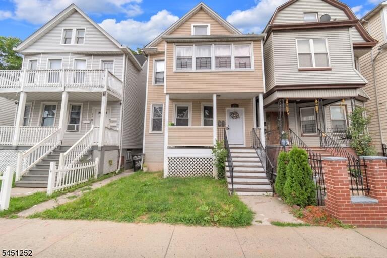 Property listing MLS 4044601 photo 1