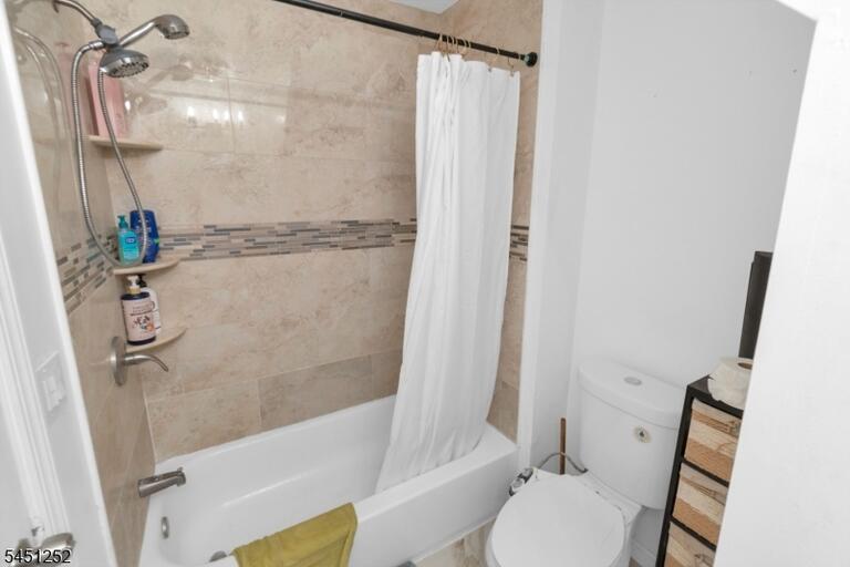 Property listing MLS 4044601 photo 5