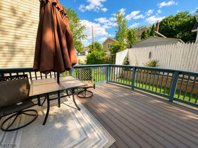 Property listing MLS 4044623 photo 11
