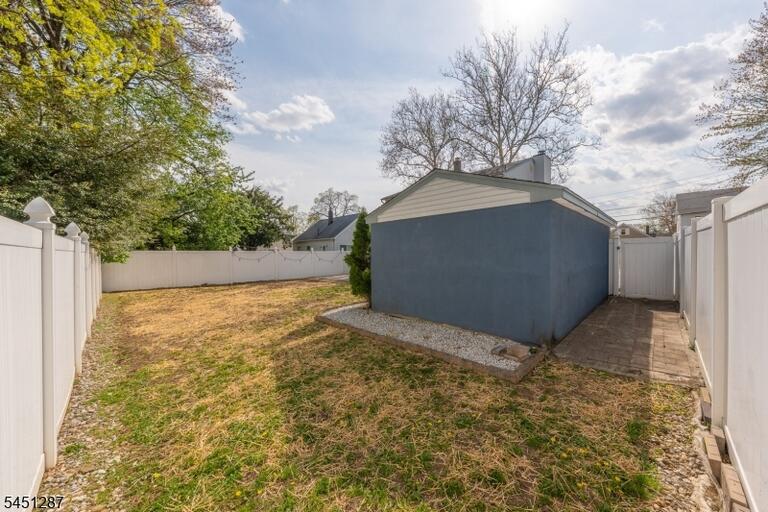 Property listing MLS 4044629 photo 23