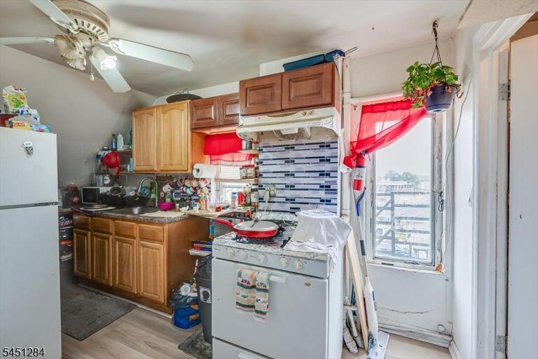 Property listing MLS 4044630 photo 29