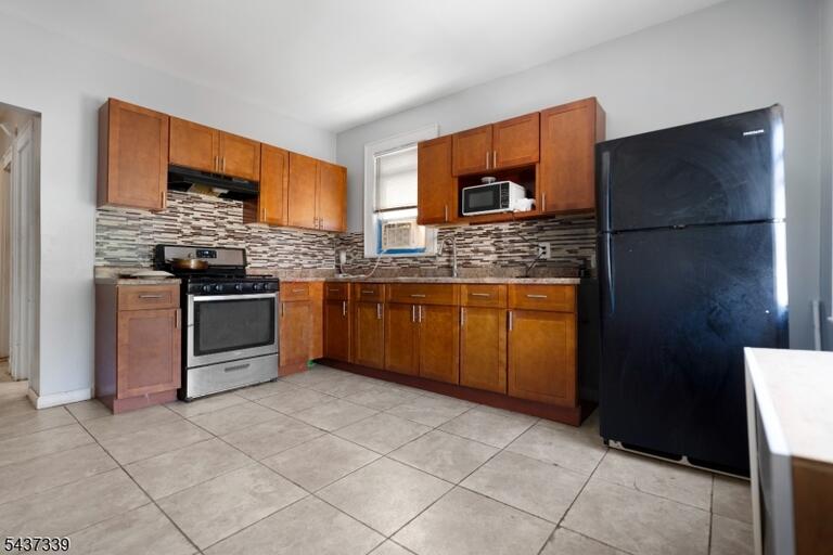 Property listing MLS 4044684 photo 11