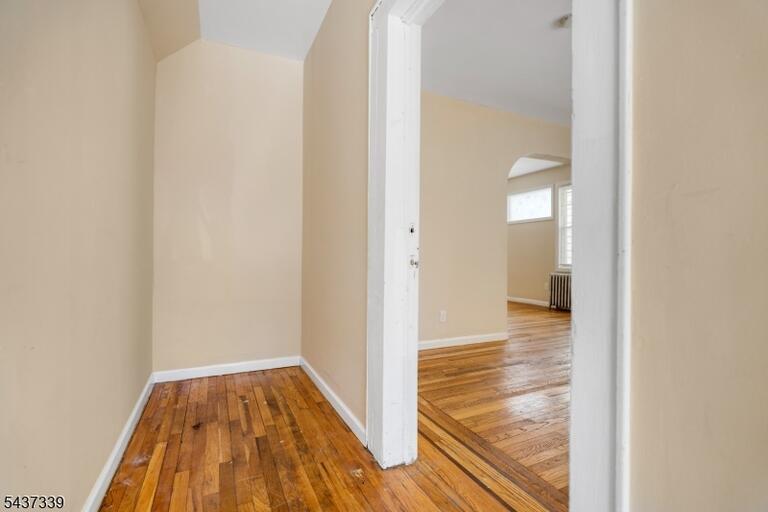 Property listing MLS 4044684 photo 6