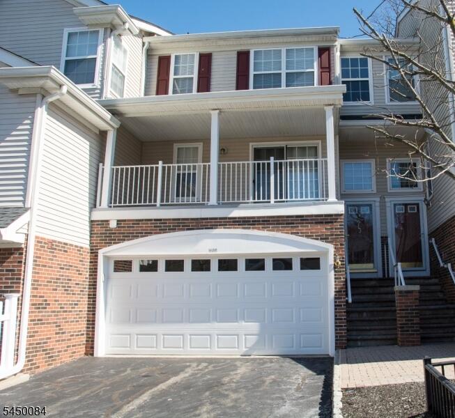 Property listing MLS 4044738 photo 1