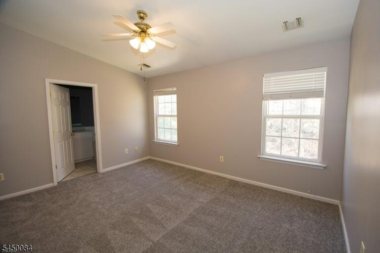 Property listing MLS 4044738 photo 4