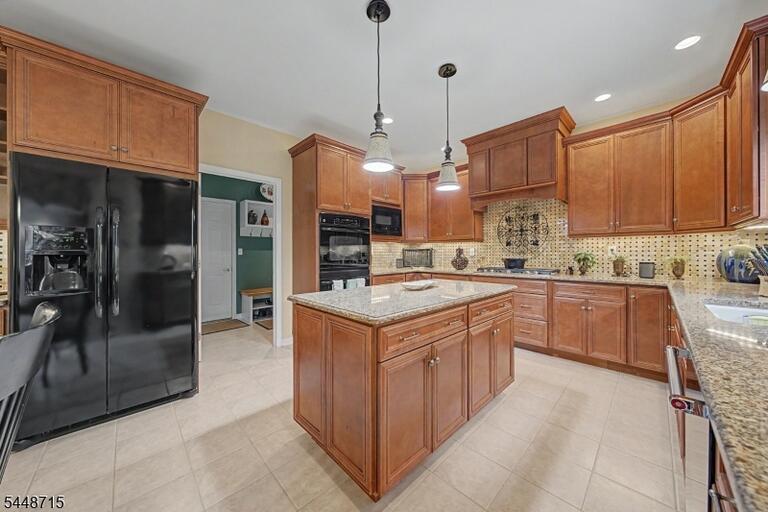 Property listing MLS 4044765 photo 11