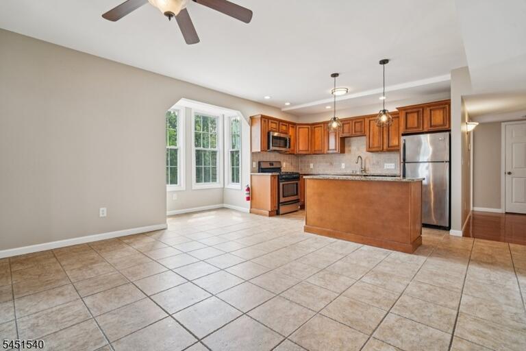 Property listing MLS 4044853 photo 7