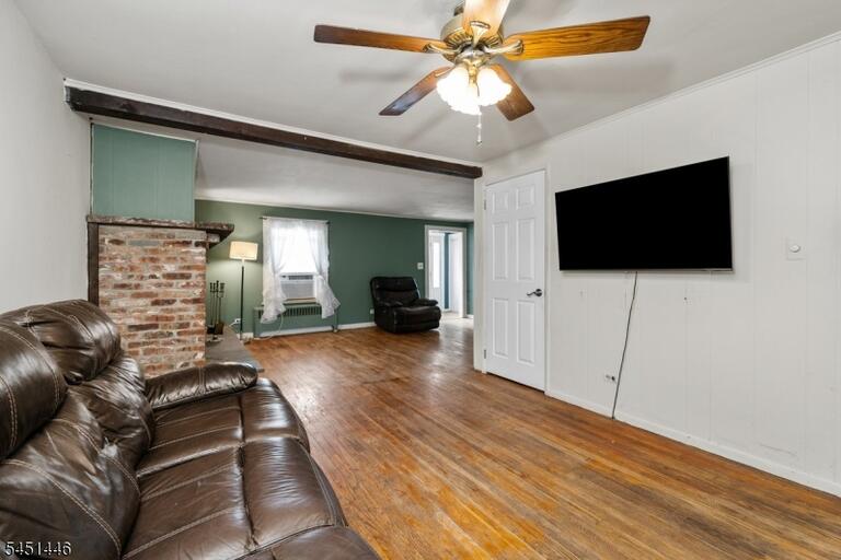 Property listing MLS 4044938 photo 16