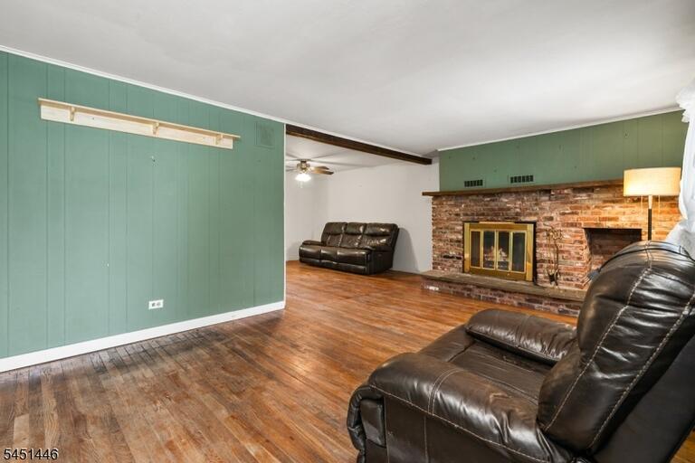 Property listing MLS 4044938 photo 8
