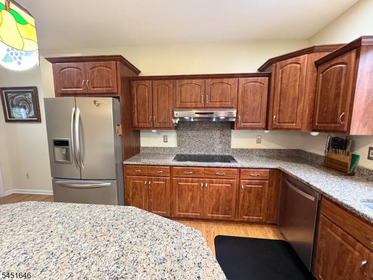 Property listing MLS 4044956 photo 9