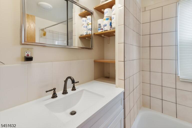 Property listing MLS 4044982 photo 9