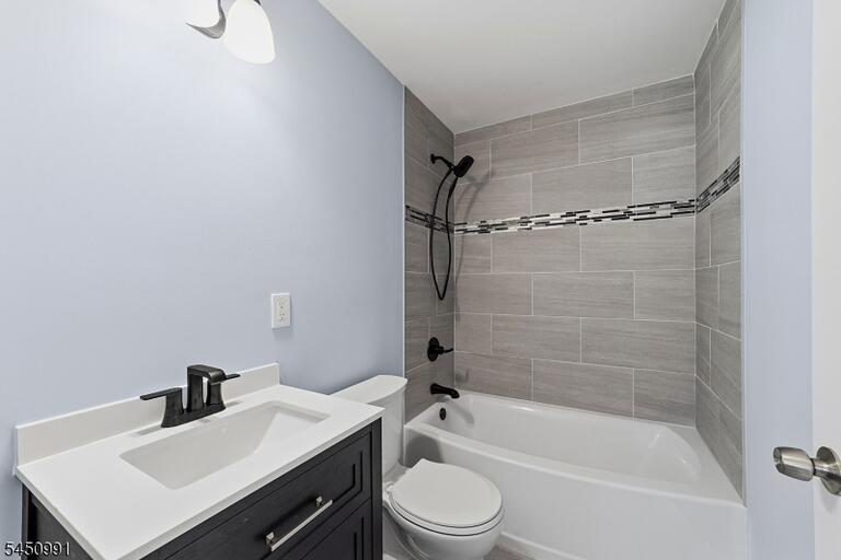 Property listing MLS 4044990 photo 12