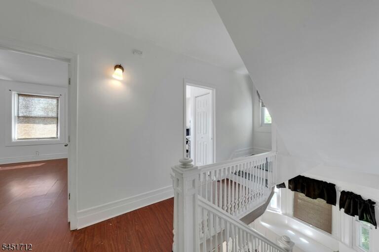Property listing MLS 4045002 photo 18