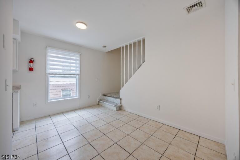 Property listing MLS 4045078 photo 5