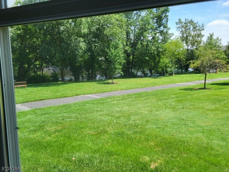 Property listing MLS 4045122 photo 12