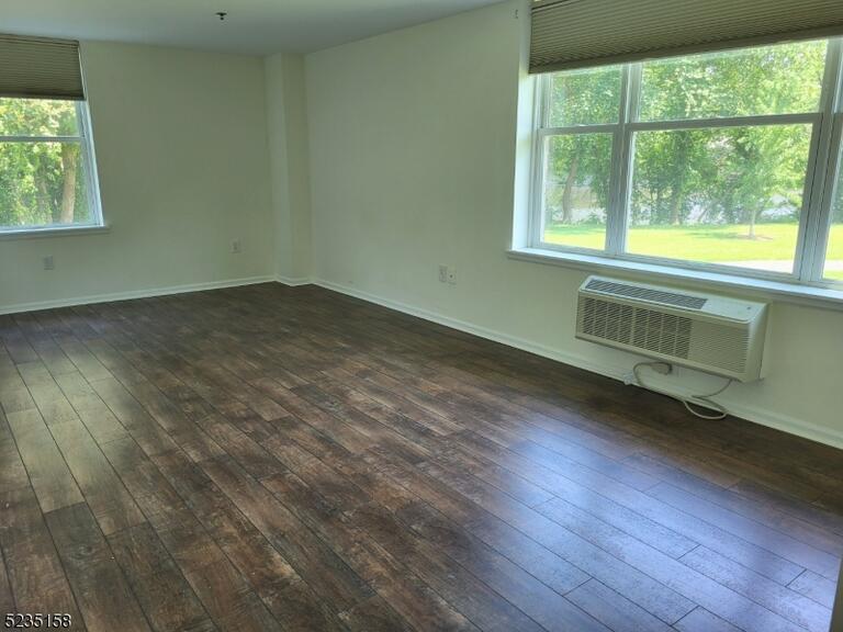 Property listing MLS 4045122 photo 7