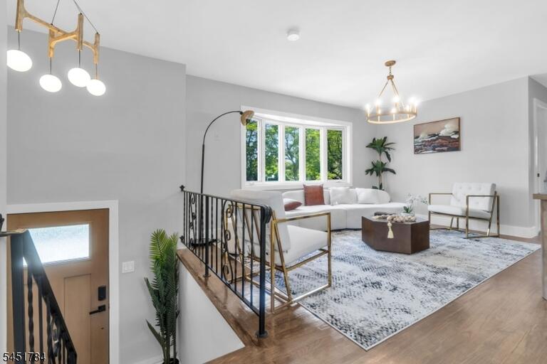 image-4045125-6.jpeg