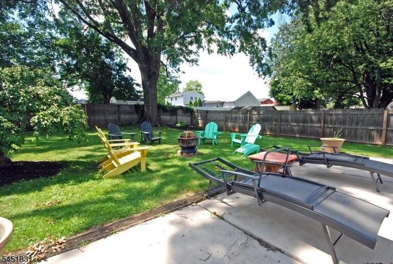 Property listing MLS 4045292 photo 32