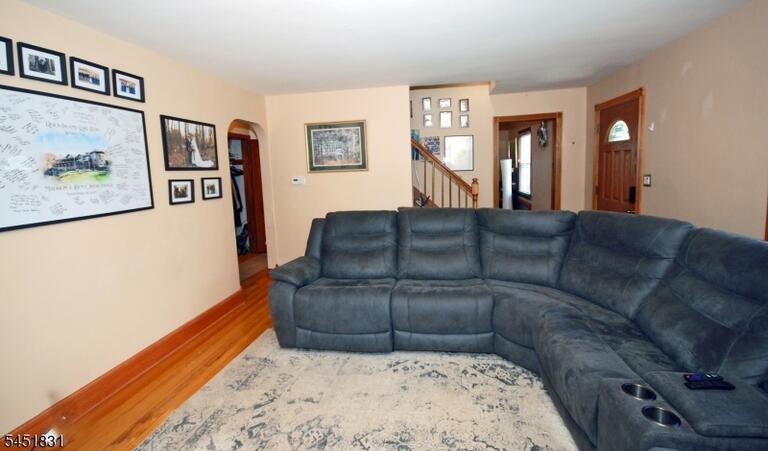 Property listing MLS 4045292 photo 7