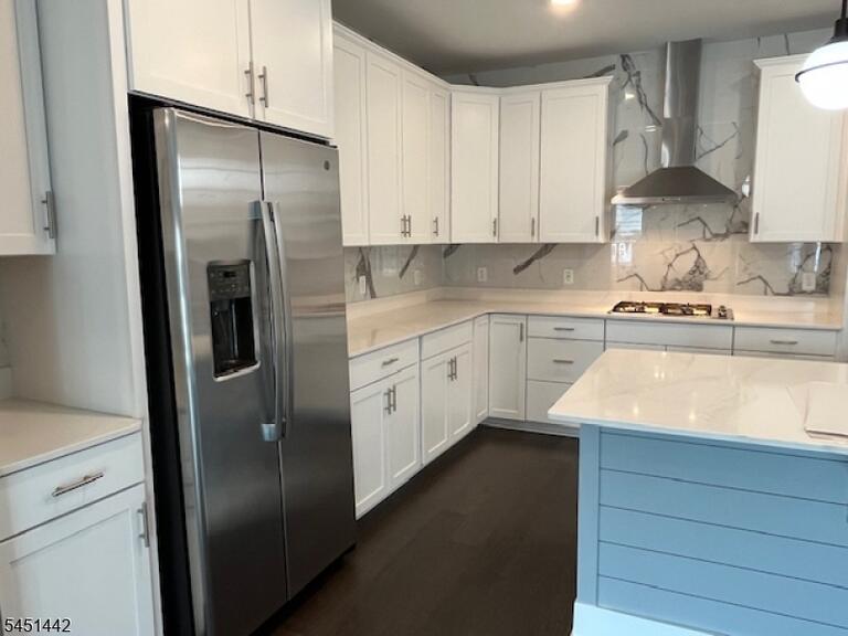 Property listing MLS 4045314 photo 3