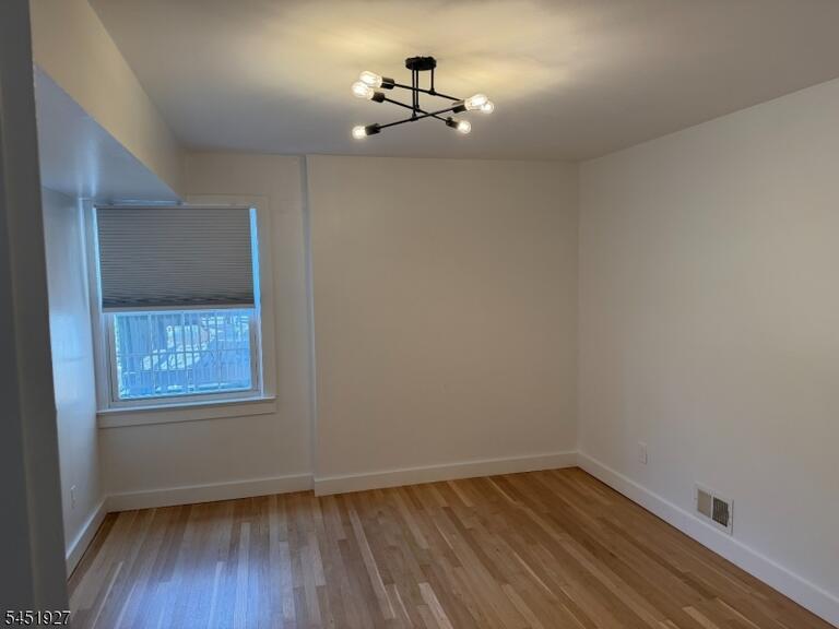 Property listing MLS 4045336 photo 6