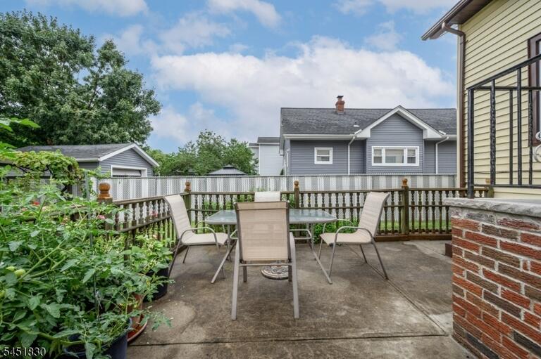 Property listing MLS 4045371 photo 38