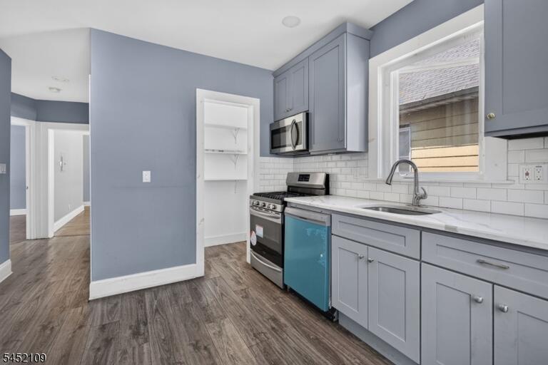 Property listing MLS 4045395 photo 7