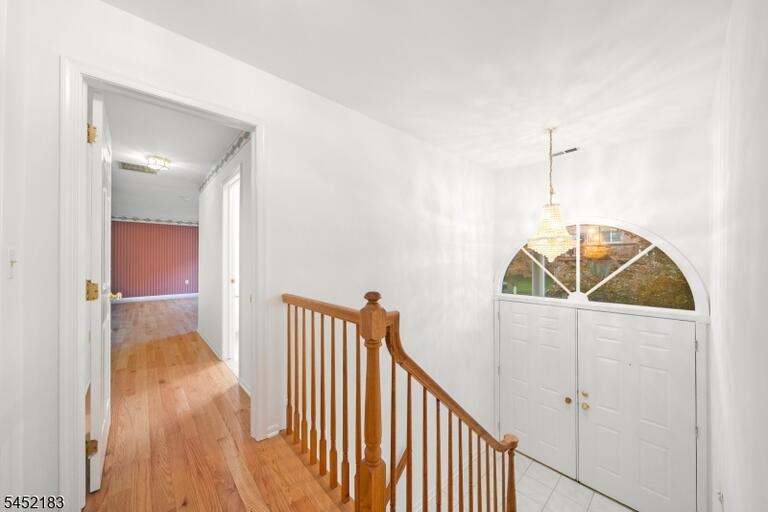 Property listing MLS 4045454 photo 13