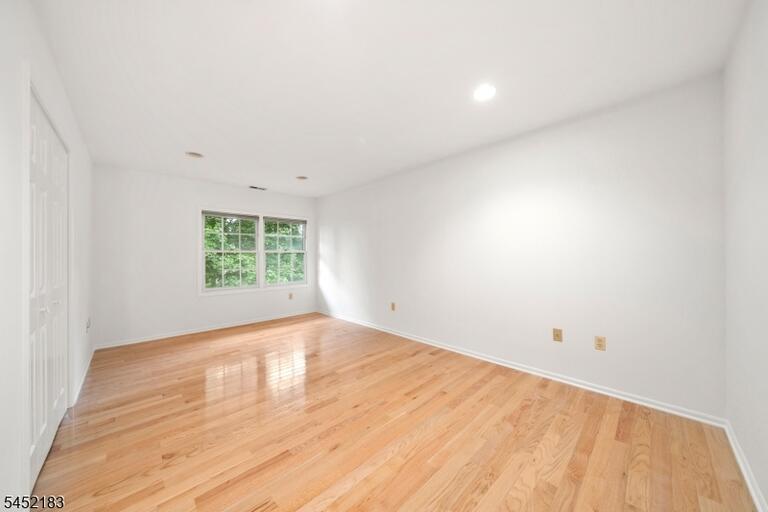 Property listing MLS 4045454 photo 22