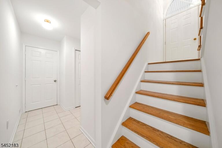 Property listing MLS 4045454 photo 3