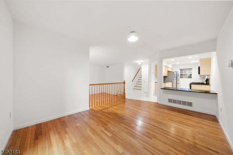 Property listing MLS 4045454 photo 7