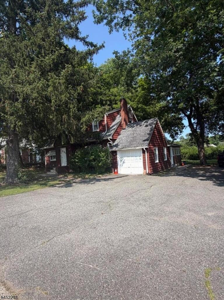 Property listing MLS 4045458 photo 1