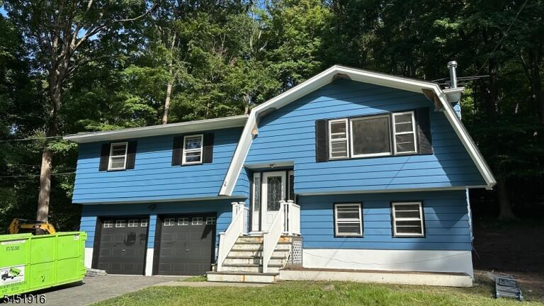 Property listing MLS 4045467 photo 1
