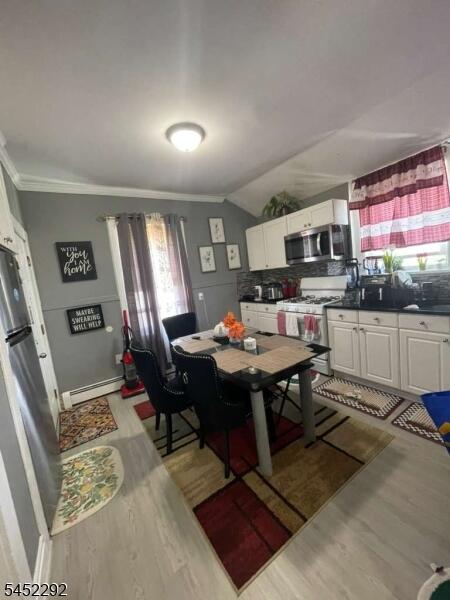 Property listing MLS 4045535 photo 3