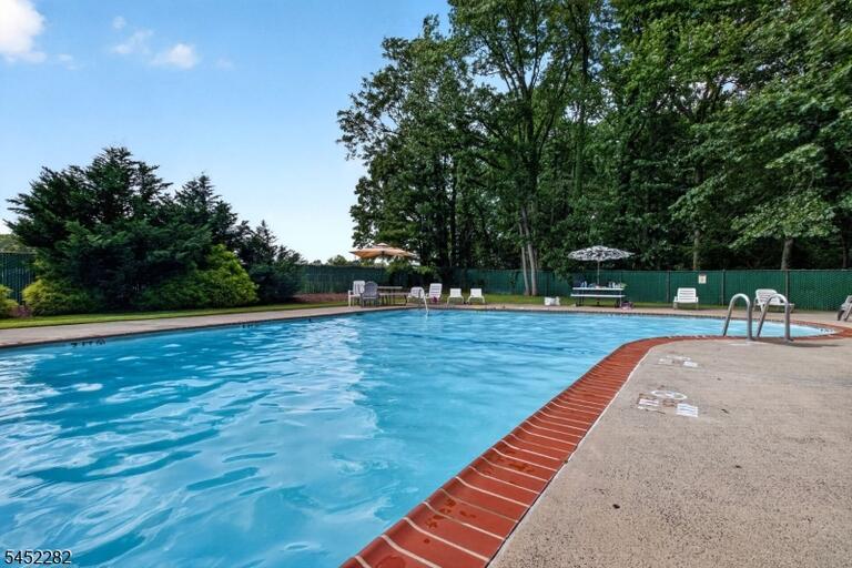 image-4045577-29.jpeg