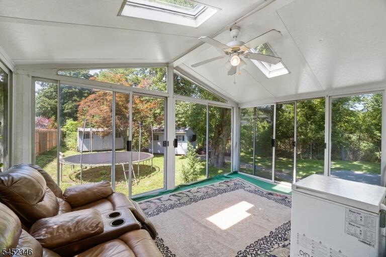 Property listing MLS 4045612 photo 12